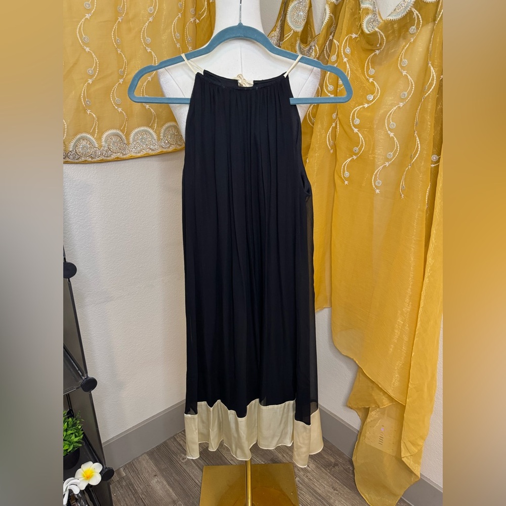 Maggy London Black and Cream Silk Dress Size 10